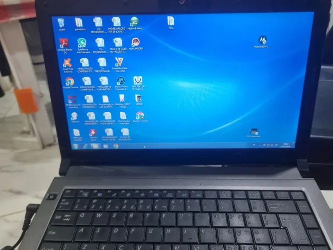 Notebook bateria viciada restante funciona tudo