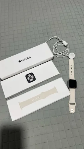 Apple Watch SE 2ª Geração 40mm GPS Estelar - Completo na caixa