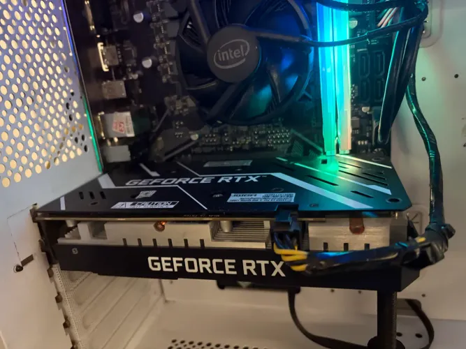 RTX 3050 8GB GALAK