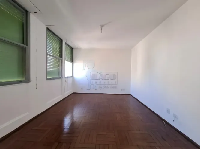 Apartamento de 149m² com 04 quartos à locação - Centro