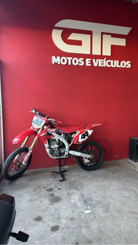 Vendo ou troco CRF 450 importada