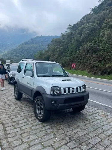 Suzuki Jimny 4sun 1.3 16V 2014