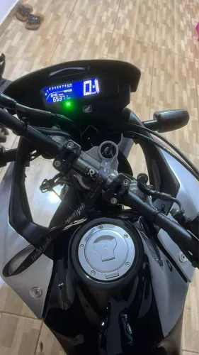 XRE 300 