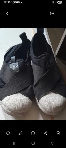 2 pares de tênis + brinde.