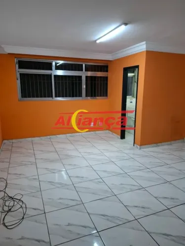 Apartamento com 1 Quarto(s) e 5 banheiro(s) para Alugar, 375 m² por R$ 3000 / Mês