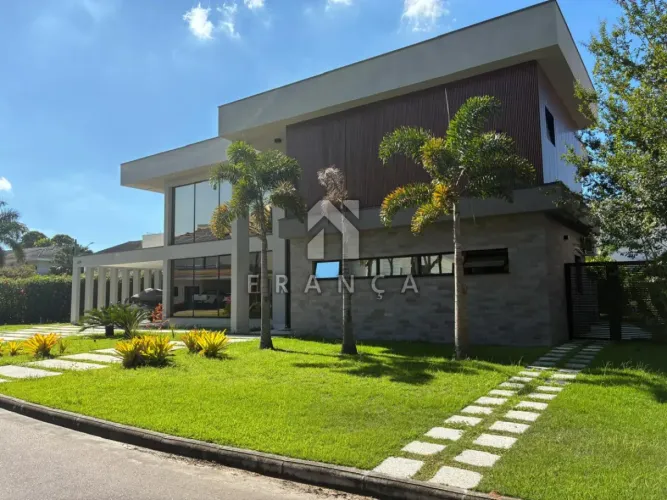 CASA EM CONDOMINIO 3 SUITES - SANTA CLARA JACAREÍ SP