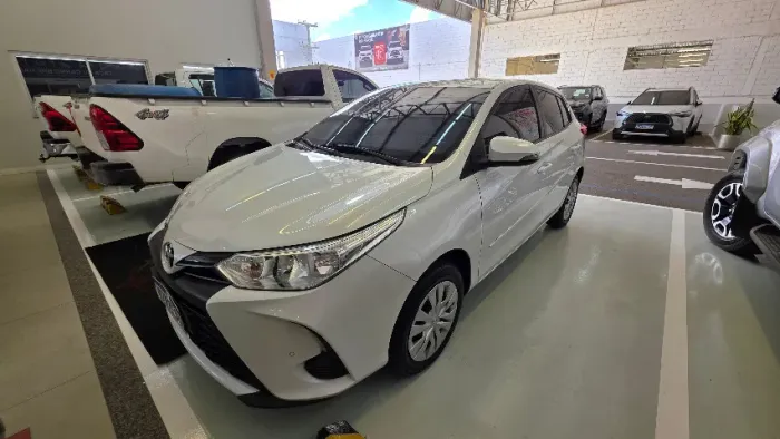 Toyota Yaris XL 1.5 Flex 16V 5P Aut. 2023