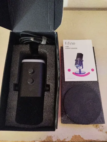 Microfone AM8 Fifine Profissional