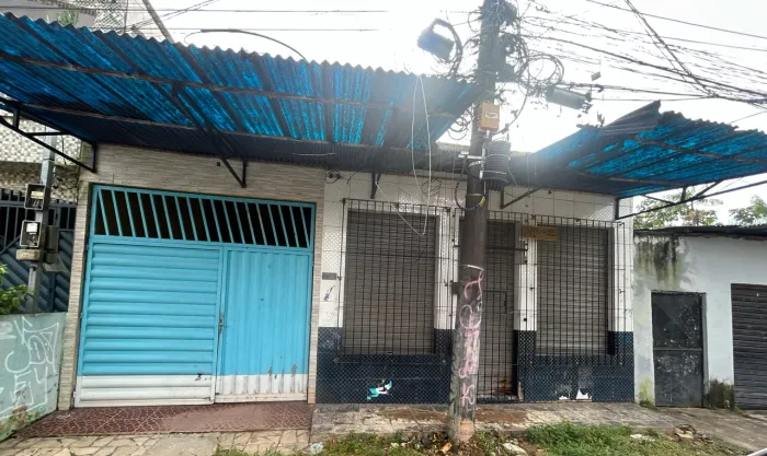 Vendo casa no UNA