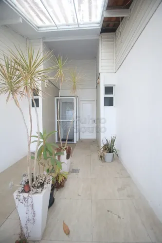 Oportunidade no Condomínio Terra Nova - Casa com 2 Dormitórios, Pátio Privativo e Excelent