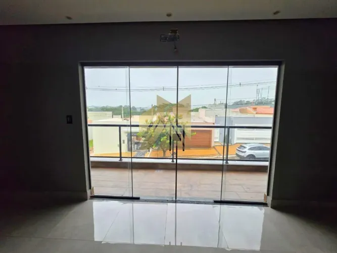 Casa para Venda em Rio Claro, Diário Ville, 3 dormitórios, 1 suíte, 4 banheiros, 2 vagas