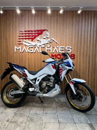 Africa Twin 1100 ADV Sport DCT 2024 Seminova! - Financiamento bancário e cartão!