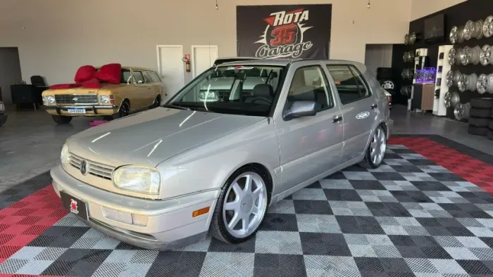 Volkswagen Golf GL 1.8/ 2.0i 4P 1996