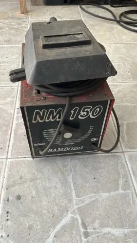 Maquina de solda Bambozzi NM150