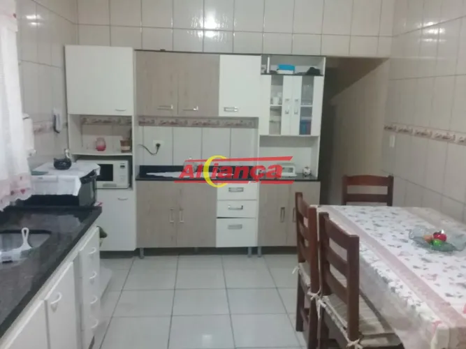 SOBRADO à VENDA com 3 DORMITÓRIOS - 125 m² - PARQUE CONTINENTAL - GUARULHOS/SP