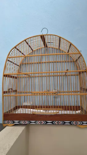 <br><br>? 2. GAIOLA DE MADEIRA ? R$ 350