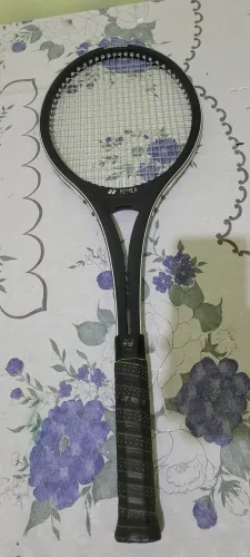 Raquete de Tênis Vintage Yonex Carbonex 8 (Anos 80) ?
