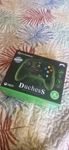 Hyperkin Duchess