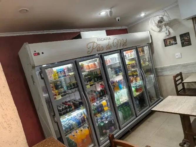 Geladeira visa para bebidas