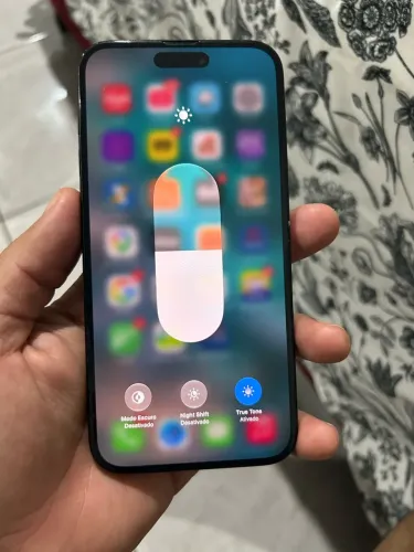 iPhone 15 Plus 128 GB todo original R$2.750 pra hj