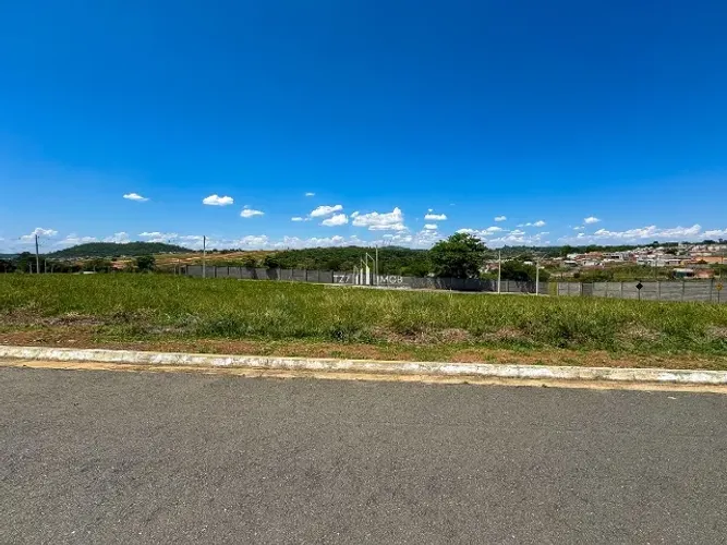 Lote em Condomínio Fechado - Solar Itália, oportunidade com 300 m², quitado e registrado,