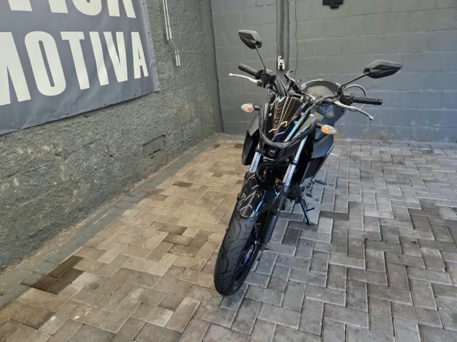 Vendo moto fazer 2022