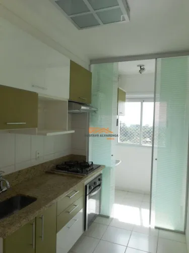 Apartamento com 2 dormitórios para alugar, 58 m² por R$ 3.995,00/mês - Vila Nova - Campina