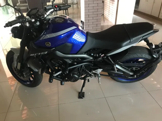 MT09 2021