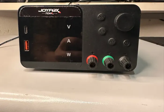 Fonte de bancada DC POWER SUPPLY