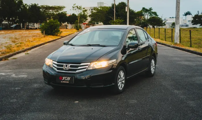 Honda City Sedan LX 1.5 Flex 16V 4P Mec. 2013