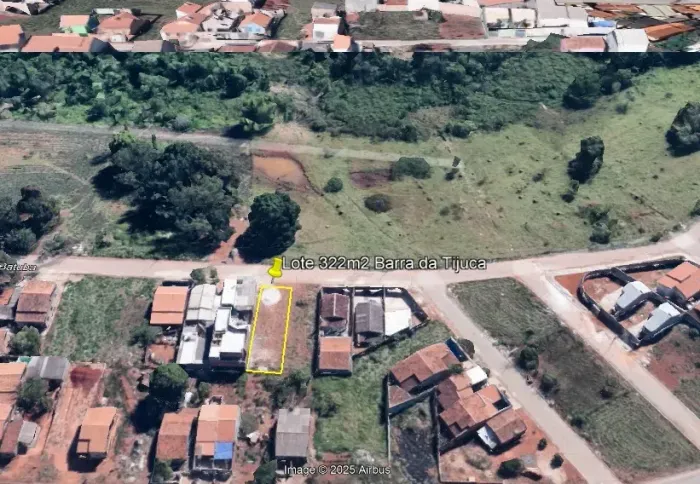 Terreno para venda tem 322 metros quadrados em Setor Barra da Tijuca - Goiânia - GO
