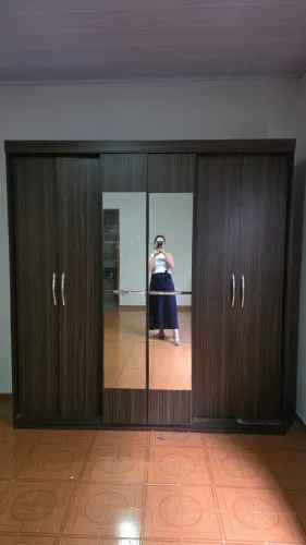 Guarda Roupa 6 portas, Já está desmontado