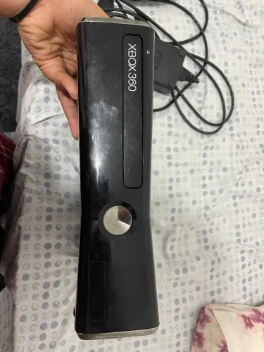 Xbox 360 Slim 1439 - Funcionando