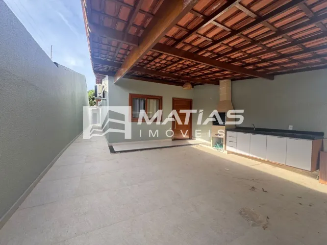 CASA À VENDA EM GUARAPARI