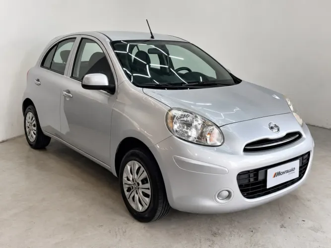Nissan March S 1.6 16V Flexstart 5P 2012