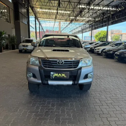 Toyota Hilux CD D4-d 4X4 3.0 TDI Dies. Mec. 2015