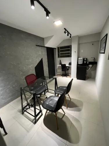 Alugo sala mobiliada por diária ou por hora 