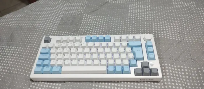 Teclado mecanico 75% 19 cores da basike tipo r75 pro com roda de volume