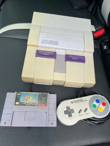 Super Nintendo com Mario World 