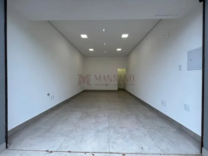 Salão comercial para alugar na Vila Souto com 35 m² em Bauru - SP