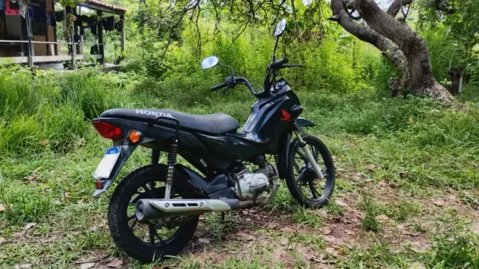 Honda Pop 110i 2022 | Pouco Rodada | Rodão e Pneus Novos + capacetes e capa de brinde