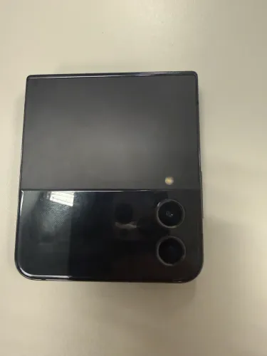 Samsung Z Flip 4