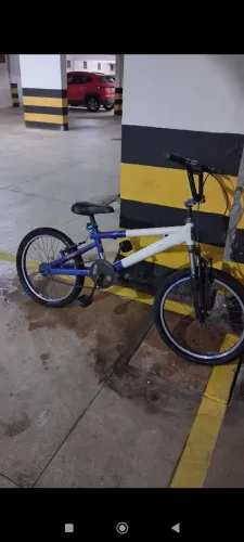 Bicicleta BMX Alumínio