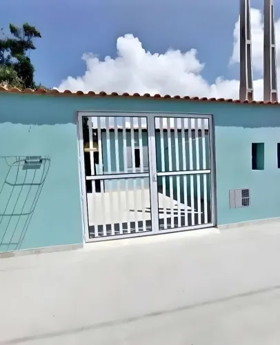 Casa a venda com ótima localização no Petrópolis