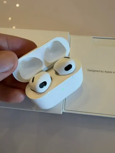 AirPods Apple 3a geração