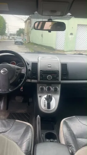 Nissan Sentra S 2.0/ 2.0 Flex Fuel 16V Aut. 2010