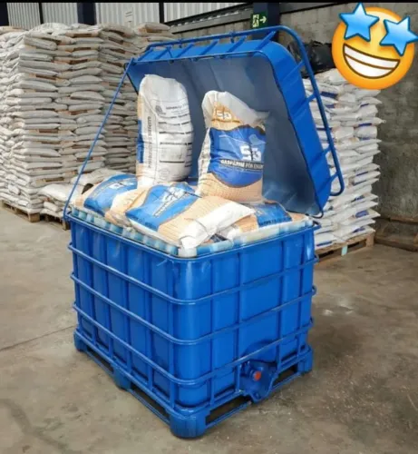 Caixa IBC 1000 litros  e caixa armazenamento 