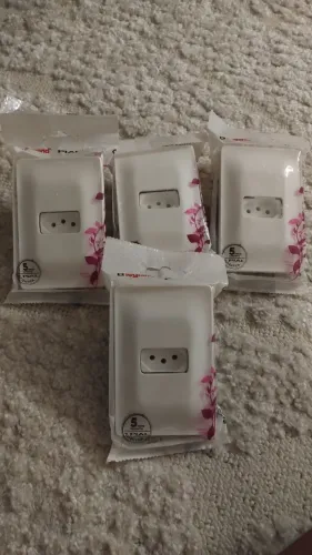 Tomadas Pial Legrand Zefia / especificações na foto/ novas / valor unitário R$10,00