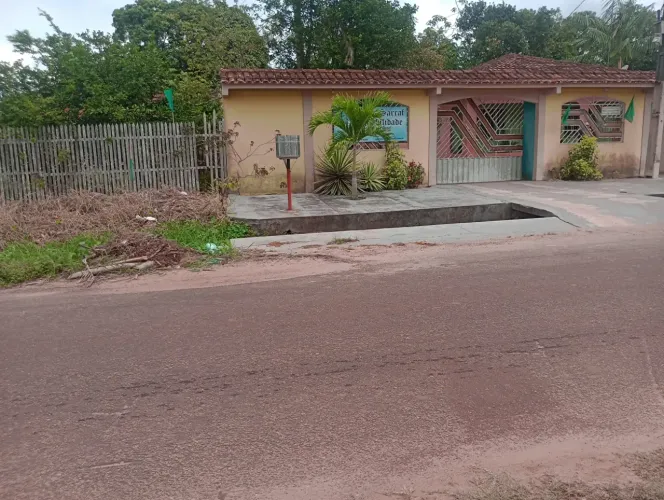 Imóvel para venda tem 260 metros quadrados com 3 quartos em Centro - Santo Antônio do Tauá