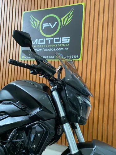 BAJAJ DOMINAR 400 PRETA 2025 - GARANTIA DE FÁBRICA